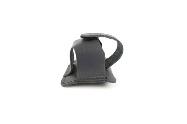 16-Foot tape measure pouch with Velcro flap - Image 3