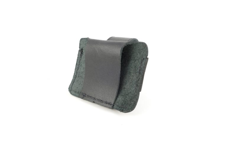 16-Foot tape measure pouch with Velcro flap - Image 2